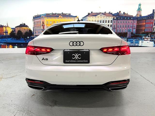 A5スポーツバック ブラックスタイルプラス 限定車 ワンオーナー マトリクスLED ETC 純正アルミホイール ワイヤレスチャージング(2枚目)