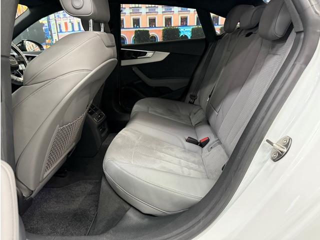 A5スポーツバック ブラックスタイルプラス 限定車 ワンオーナー マトリクスLED ETC 純正アルミホイール ワイヤレスチャージング(68枚目)