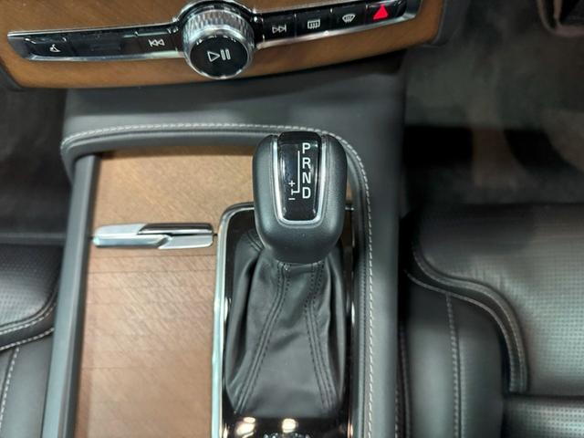 XC90 T6 AWD インスクリプション 4WD 運転支援 SR 黒革 アダプティブクルーズコントロール HUD エアサス 禁煙車(43枚目)
