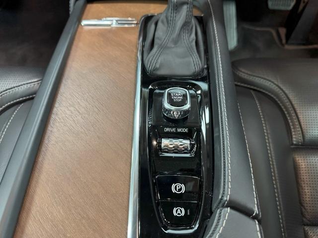 XC90 T6 AWD インスクリプション 4WD 運転支援 SR 黒革 アダプティブクルーズコントロール HUD エアサス 禁煙車(44枚目)