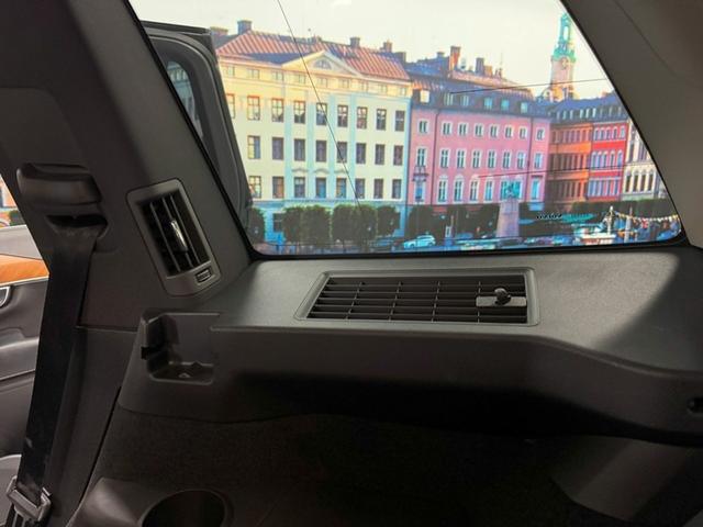 XC90 T6 AWD インスクリプション 4WD 運転支援 SR 黒革 アダプティブクルーズコントロール HUD エアサス 禁煙車(73枚目)