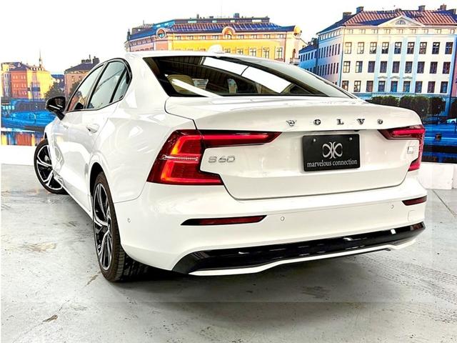 S60 リチャジアルティメットT6AWDプラグインハイブリド ワンオーナー 禁煙車 本革 サンルーフ 全方位カメラ ETC(23枚目)