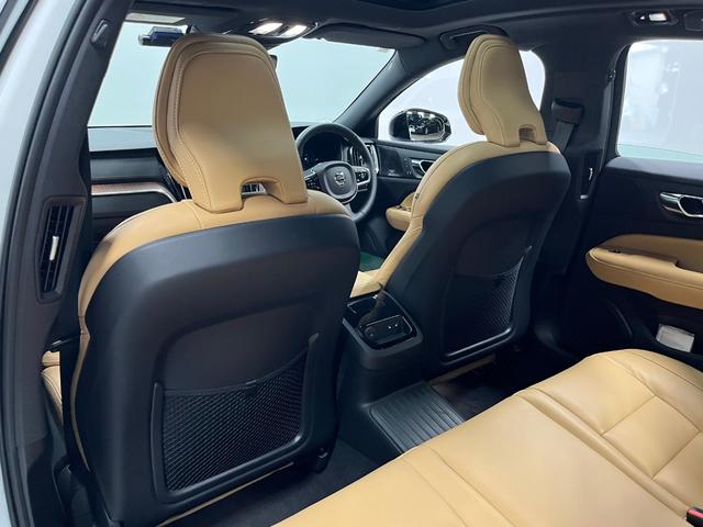 S60 リチャジアルティメットT6AWDプラグインハイブリド ワンオーナー 禁煙車 本革 サンルーフ 全方位カメラ ETC(46枚目)