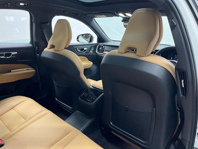 S60 リチャジアルティメットT6AWDプラグインハイブリド ワンオーナー 禁煙車 本革 サンルーフ 全方位カメラ ETC(47枚目)