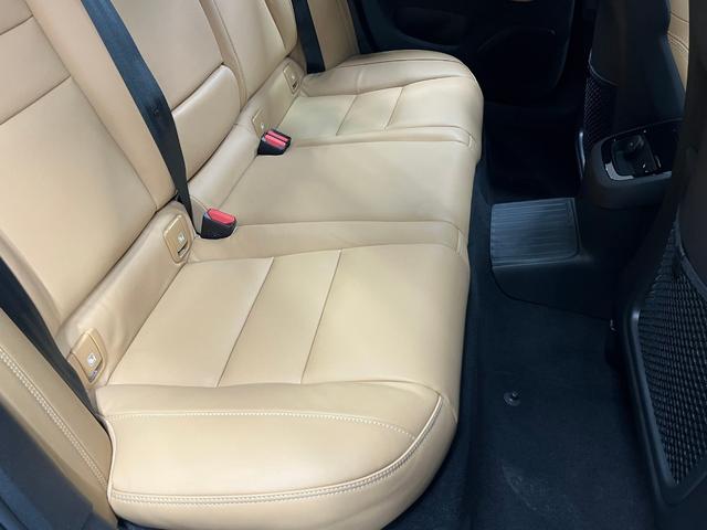 S60 リチャジアルティメットT6AWDプラグインハイブリド ワンオーナー 禁煙車 本革 サンルーフ 全方位カメラ ETC(51枚目)