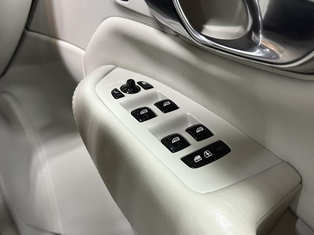 XC90 D5 AWD インスクリプション ディーゼルターボ 4WD(30枚目)