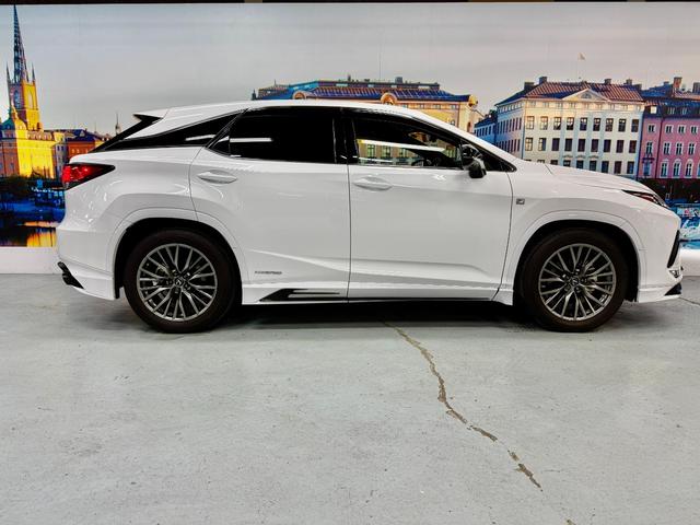 RX RX450h Fスポーツ SR/マクレビ/本革/3眼LED/HUD/後期型/禁煙車/スポーツマフラー(5枚目)