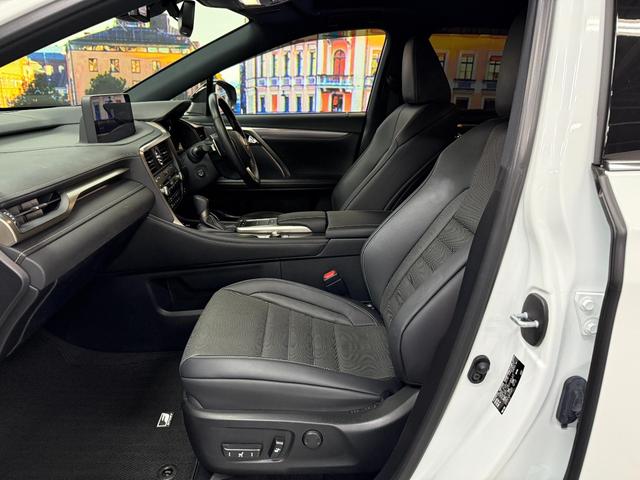 RX RX450h Fスポーツ SR/マクレビ/本革/3眼LED/HUD/後期型/禁煙車/スポーツマフラー(20枚目)
