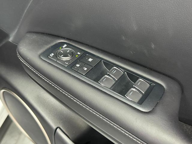 RX RX450h Fスポーツ SR/マクレビ/本革/3眼LED/HUD/後期型/禁煙車/スポーツマフラー(31枚目)