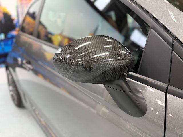 アバルト595 コンペティツィオーネ 茶革 黄色ブレンボキャリパー カーボンミラー ETC ドラレコ 5MT JBLスピーカー カーボンバンパー 純正ディスプレイオーディオ グリージョレコード(13枚目)