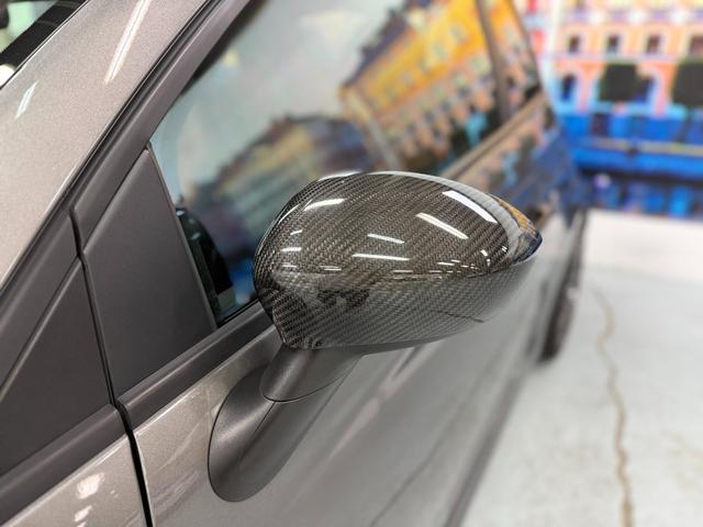 アバルト595 コンペティツィオーネ 茶革 黄色ブレンボキャリパー カーボンミラー ETC ドラレコ 5MT JBLスピーカー カーボンバンパー 純正ディスプレイオーディオ グリージョレコード(14枚目)