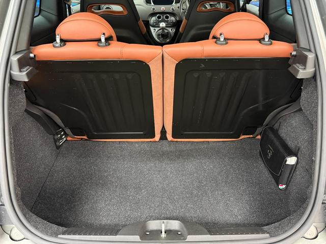 アバルト595 コンペティツィオーネ 茶革 黄色ブレンボキャリパー カーボンミラー ETC ドラレコ 5MT JBLスピーカー カーボンバンパー 純正ディスプレイオーディオ グリージョレコード(53枚目)