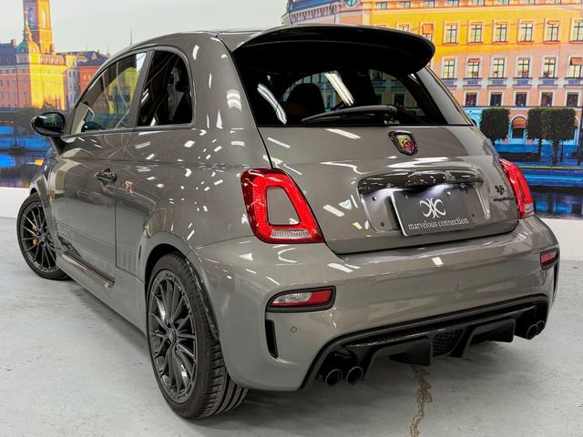 アバルト595 コンペティツィオーネ 茶革 黄色ブレンボキャリパー カーボンミラー ETC ドラレコ 5MT JBLスピーカー カーボンバンパー 純正ディスプレイオーディオ グリージョレコード(67枚目)