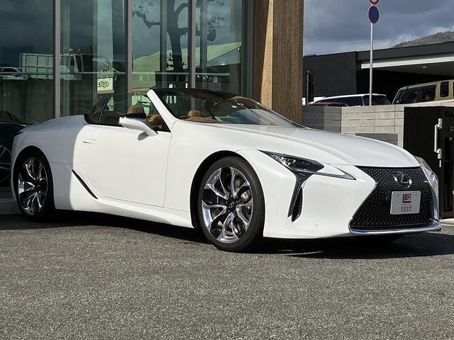 ＬＣ５００　コンバーチブル　ＯＰ２１インチ鍛造ＡＷ・全自動ソフトトップルーフ・三眼ＬＥＤヘッドライト・オーカー本革シート・ヒーター＆ベンチレーション・ネックヒーター・前後センサー・ＨＵＤ・ＡＣＣ／ＬＫＡ／ＢＳＭ・禁煙(29枚目)