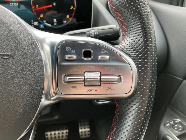 Ｂクラス Ｂ１８０　３６０°カメラ・純正１８ＡＷ・ＡＣＣ／ＢＳＭ／ＬＫＡ・ＨＵＤ・電動リアゲート・メモリー付き電動シート・シートヒーター・ＬＥＤヘッドライト・置くだけ充電・キーレスゴー・禁煙（12枚目）