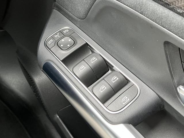 Ｂクラス Ｂ１８０　３６０°カメラ・純正１８ＡＷ・ＡＣＣ／ＢＳＭ／ＬＫＡ・ＨＵＤ・電動リアゲート・メモリー付き電動シート・シートヒーター・ＬＥＤヘッドライト・置くだけ充電・キーレスゴー・禁煙（51枚目）