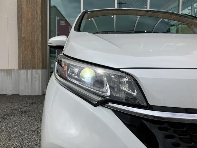 フリード Ｇ・ホンダセンシング　両側パワースライドドア・社外ナビ・バックカメラ・ＬＥＤヘッドライト・ＡＣＣ／ＬＫＡ・衝突軽減装置・スマートキー・後席サンシェード・ＣＤ／ＦＭ／ＡＭ／Ｂｌｕｅｔｏｏｔｈオーディオ・禁煙（3枚目）