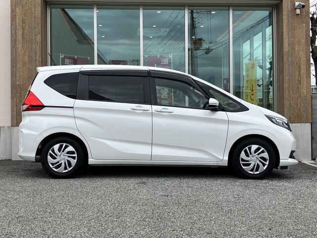 フリード Ｇ・ホンダセンシング　両側パワースライドドア・社外ナビ・バックカメラ・ＬＥＤヘッドライト・ＡＣＣ／ＬＫＡ・衝突軽減装置・スマートキー・後席サンシェード・ＣＤ／ＦＭ／ＡＭ／Ｂｌｕｅｔｏｏｔｈオーディオ・禁煙（31枚目）