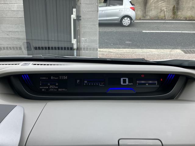 フリード Ｇ・ホンダセンシング　両側パワースライドドア・社外ナビ・バックカメラ・ＬＥＤヘッドライト・ＡＣＣ／ＬＫＡ・衝突軽減装置・スマートキー・後席サンシェード・ＣＤ／ＦＭ／ＡＭ／Ｂｌｕｅｔｏｏｔｈオーディオ・禁煙（38枚目）