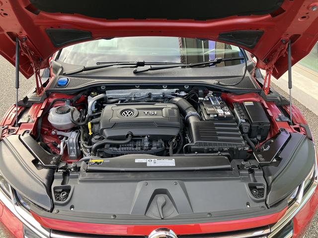 アルテオン ＴＳＩ　４モーション　エレガンス　純正ナビ・アラウンドビューカメラ・黒革電動・シートヒーター・ＬＥＤヘッドライト・ＡＣＣ／ＬＫＡ／ＢＳＭ／ＰＤＣ・衝突軽減装置・電動リアゲート・ＡｐｐｌｅＣａｒＰｌａｙ／ＡｎｄｒｏｉｄＡｕｔｏ・禁煙（21枚目）