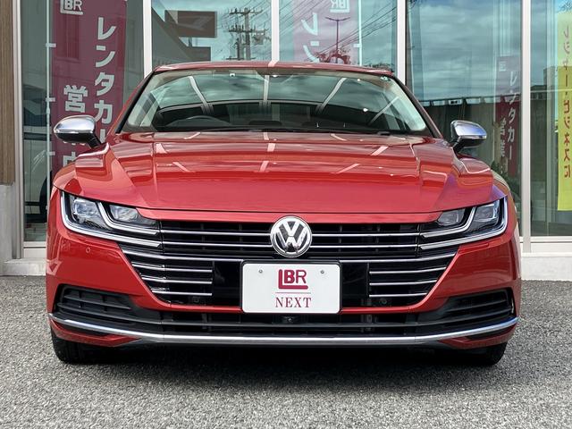 アルテオン ＴＳＩ　４モーション　エレガンス　純正ナビ・アラウンドビューカメラ・黒革電動・シートヒーター・ＬＥＤヘッドライト・ＡＣＣ／ＬＫＡ／ＢＳＭ／ＰＤＣ・衝突軽減装置・電動リアゲート・ＡｐｐｌｅＣａｒＰｌａｙ／ＡｎｄｒｏｉｄＡｕｔｏ・禁煙（29枚目）