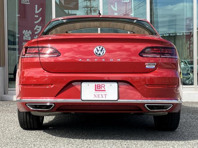 アルテオン ＴＳＩ　４モーション　エレガンス　純正ナビ・アラウンドビューカメラ・黒革電動・シートヒーター・ＬＥＤヘッドライト・ＡＣＣ／ＬＫＡ／ＢＳＭ／ＰＤＣ・衝突軽減装置・電動リアゲート・ＡｐｐｌｅＣａｒＰｌａｙ／ＡｎｄｒｏｉｄＡｕｔｏ・禁煙（33枚目）