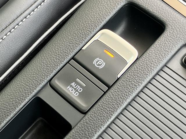 アルテオン ＴＳＩ　４モーション　エレガンス　純正ナビ・アラウンドビューカメラ・黒革電動・シートヒーター・ＬＥＤヘッドライト・ＡＣＣ／ＬＫＡ／ＢＳＭ／ＰＤＣ・衝突軽減装置・電動リアゲート・ＡｐｐｌｅＣａｒＰｌａｙ／ＡｎｄｒｏｉｄＡｕｔｏ・禁煙（44枚目）