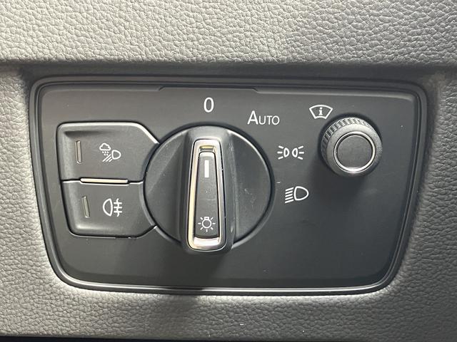 アルテオン ＴＳＩ　４モーション　エレガンス　純正ナビ・アラウンドビューカメラ・黒革電動・シートヒーター・ＬＥＤヘッドライト・ＡＣＣ／ＬＫＡ／ＢＳＭ／ＰＤＣ・衝突軽減装置・電動リアゲート・ＡｐｐｌｅＣａｒＰｌａｙ／ＡｎｄｒｏｉｄＡｕｔｏ・禁煙（50枚目）