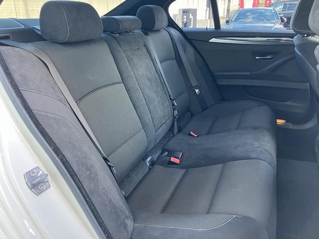 BMW 5 SERIES 523i M-SPORT