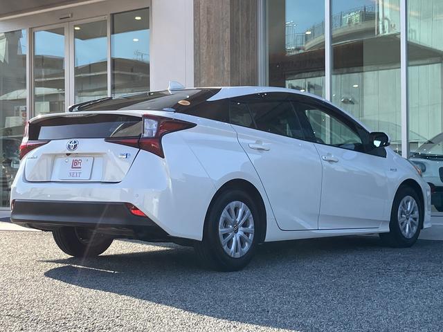 プリウス S 社外ナビ・バックカメラ・LEDヘッドライト・ACC/LDW・前後センサー・衝突軽減装置・誤発進抑制機能・CD/DVD/ワンセグTV/Bluetoothオーディオ・スマートキー・ETC・禁煙(27枚目)