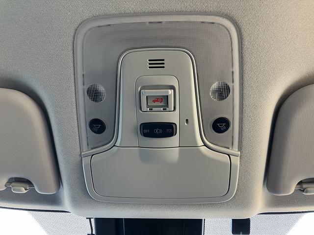 プリウス S 社外ナビ・バックカメラ・LEDヘッドライト・ACC/LDW・前後センサー・衝突軽減装置・誤発進抑制機能・CD/DVD/ワンセグTV/Bluetoothオーディオ・スマートキー・ETC・禁煙(48枚目)