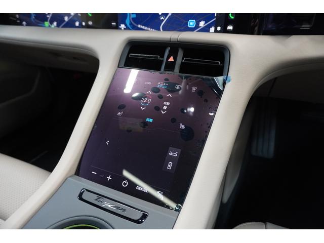 タイカンクロスツーリスモ タイカン　４クロスツーリスモ　４＋１シート　５人乗り　スポクロ　パワーステアリングプラス　リアエンターテイメント　　パノラマルーフ　アンビエントライト　シートヒーター　パッセンジャーディスプレイ　　２０インチホイール（47枚目）