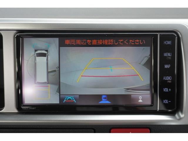 ハイエースワゴン グランドキャビン　登録済未使用車　デジタルインナーミラー　イージークローザー付片側パワースライドドア　ＬＥＤヘッドライト　全方位モニター　バックカメラ　純正アルミホイール　ＥＴＣ２．０　純正７インチナビ　フロアマット（17枚目）