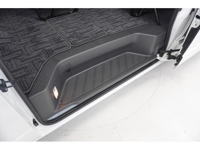 ハイエースワゴン グランドキャビン　登録済未使用車　デジタルインナーミラー　イージークローザー付片側パワースライドドア　ＬＥＤヘッドライト　全方位モニター　バックカメラ　純正アルミホイール　ＥＴＣ２．０　純正７インチナビ　フロアマット（57枚目）