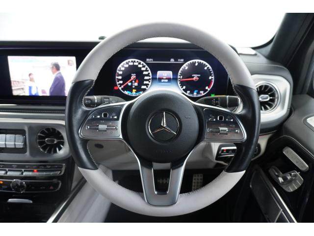 Ｇクラス Ｇ４００ｄ　ＡＭＧライン　ユーザー買取車　ワンオーナー　ＥＤマグノホワイト　限定車　ＡＭＧナイトパッケージ　ホワイトレザーシート　シートヒーター　ベンチレーション　サンルーフ　メモリー機能付Ｐシート　Ｂｕｒｍｅｓｔｅｒ（9枚目）