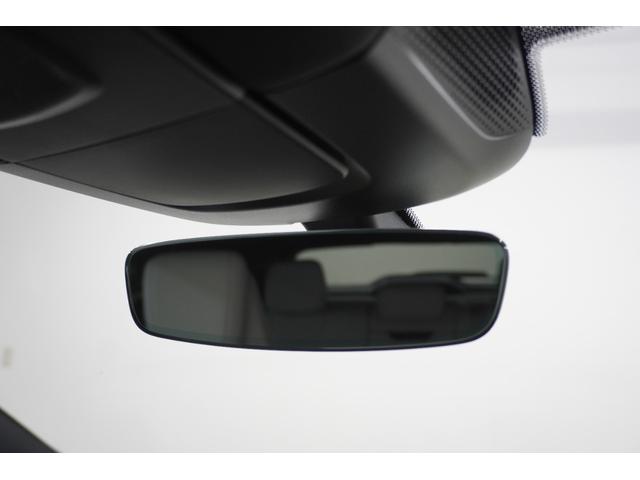 マカンエレクトリック マカン　レザーパッケージ　ＢＯＳＥ　ＰＡＳＭ　１４ＷＡＹパワーシート　２０インチＭａｃａｎＳホイール　マトリックスＬＥＤヘッドライト　シートベンチレーション　スポーツクロノパッケージ　エアクオリティシステム（20枚目）