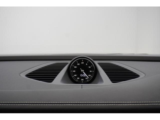 マカンエレクトリック マカン　レザーパッケージ　ＢＯＳＥ　ＰＡＳＭ　１４ＷＡＹパワーシート　２０インチＭａｃａｎＳホイール　マトリックスＬＥＤヘッドライト　シートベンチレーション　スポーツクロノパッケージ　エアクオリティシステム（21枚目）