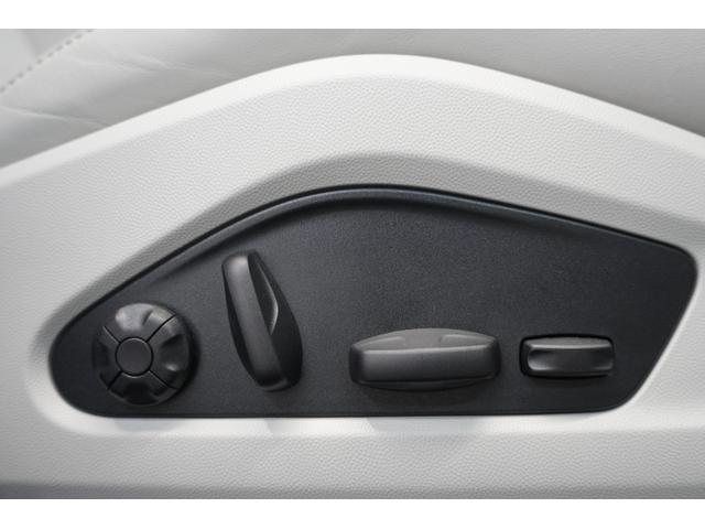 マカンエレクトリック マカン　レザーパッケージ　ＢＯＳＥ　ＰＡＳＭ　１４ＷＡＹパワーシート　２０インチＭａｃａｎＳホイール　マトリックスＬＥＤヘッドライト　シートベンチレーション　スポーツクロノパッケージ　エアクオリティシステム（29枚目）