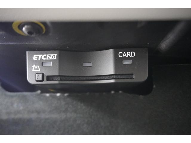 マカンエレクトリック マカン　レザーパッケージ　ＢＯＳＥ　ＰＡＳＭ　１４ＷＡＹパワーシート　２０インチＭａｃａｎＳホイール　マトリックスＬＥＤヘッドライト　シートベンチレーション　スポーツクロノパッケージ　エアクオリティシステム（32枚目）