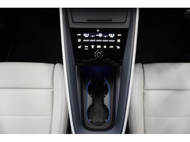 マカンエレクトリック マカン　レザーパッケージ　ＢＯＳＥ　ＰＡＳＭ　１４ＷＡＹパワーシート　２０インチＭａｃａｎＳホイール　マトリックスＬＥＤヘッドライト　シートベンチレーション　スポーツクロノパッケージ　エアクオリティシステム（40枚目）