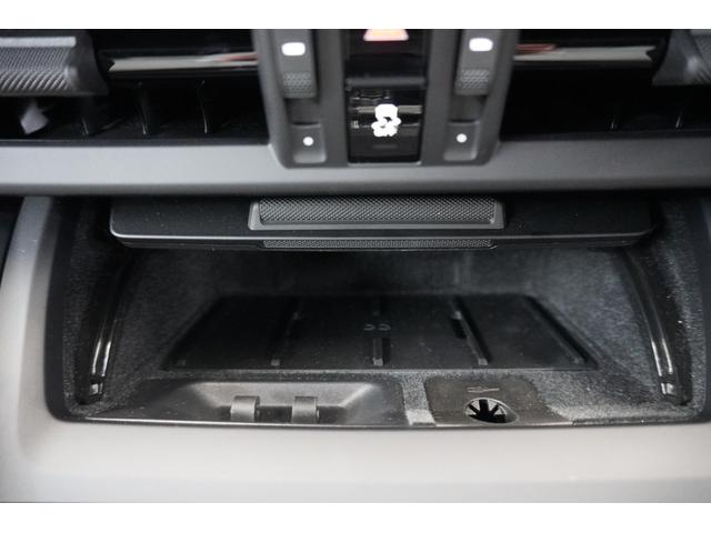 マカンエレクトリック マカン　レザーパッケージ　ＢＯＳＥ　ＰＡＳＭ　１４ＷＡＹパワーシート　２０インチＭａｃａｎＳホイール　マトリックスＬＥＤヘッドライト　シートベンチレーション　スポーツクロノパッケージ　エアクオリティシステム（41枚目）