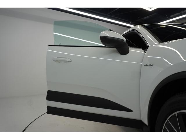 マカンエレクトリック マカン　レザーパッケージ　ＢＯＳＥ　ＰＡＳＭ　１４ＷＡＹパワーシート　２０インチＭａｃａｎＳホイール　マトリックスＬＥＤヘッドライト　シートベンチレーション　スポーツクロノパッケージ　エアクオリティシステム（62枚目）