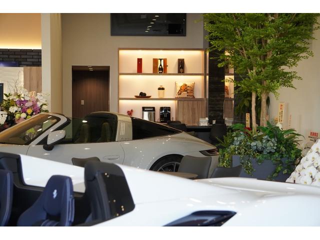 マカンエレクトリック マカン　レザーパッケージ　ＢＯＳＥ　ＰＡＳＭ　１４ＷＡＹパワーシート　２０インチＭａｃａｎＳホイール　マトリックスＬＥＤヘッドライト　シートベンチレーション　スポーツクロノパッケージ　エアクオリティシステム（71枚目）