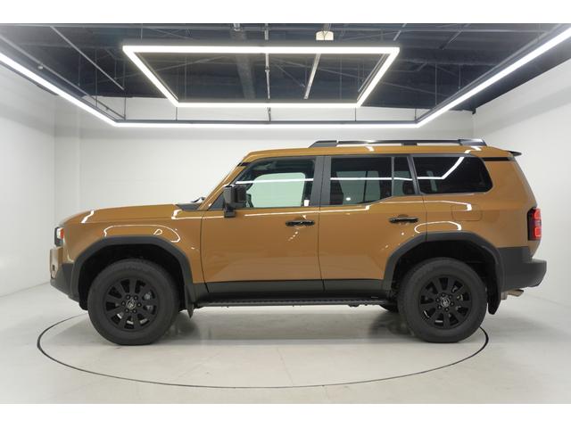 ランドクルーザー２５０ ＶＸファーストエディション　ワンオーナー　１ｓｔエディション限定カラー　ムーンルーフ　ルーフレール　トヨタチームメイト　デジタルインナーミラー　ダークチェスナットブラウンレザーシート　パノラミックビューモニター　ドラレコ（8枚目）