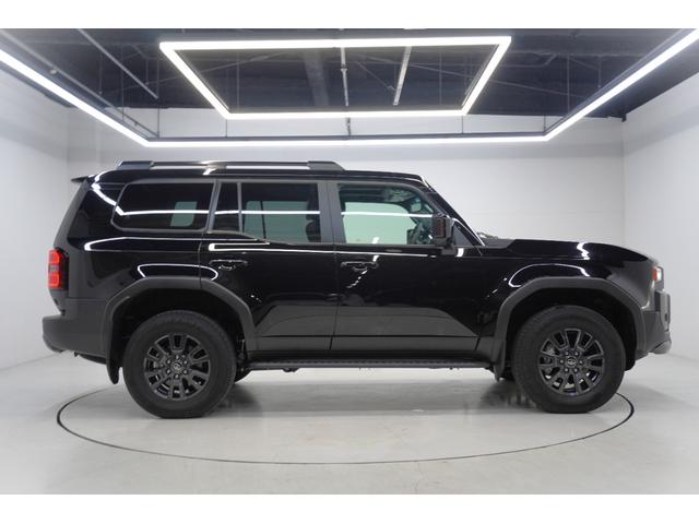 ランドクルーザー２５０ ＶＸ　ワンオーナー　モデリスタパッケージ　デジタルインナーミラー　トヨタチームメイト　１２．３インチディスプレイ　パノラミックビューモニター　フルセグＴＶ　パワーバックドア　パワーシート　ムーンルーフ（4枚目）