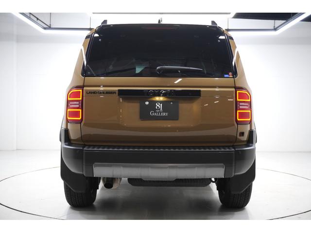 ランドクルーザー２５０ ＶＸファーストエディション　ワンオーナー　１ｓｔエディション限定カラー　ムーンルーフ　ルーフレール　トヨタチームメイト　デジタルインナーミラー　ダークチェスナットブラウンレザーシート　パノラミックビューモニター　パワーバックドア（6枚目）