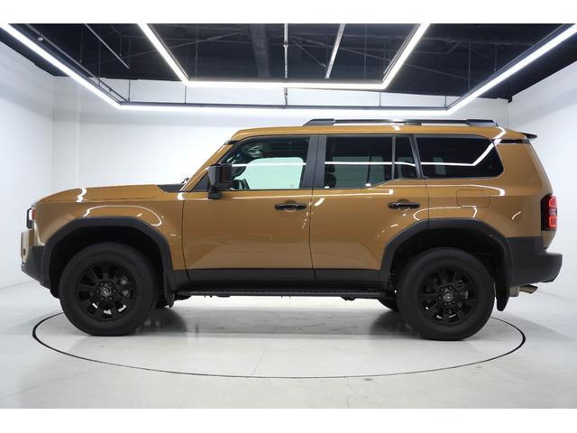 ランドクルーザー２５０ ＶＸファーストエディション　ワンオーナー　１ｓｔエディション限定カラー　ムーンルーフ　ルーフレール　トヨタチームメイト　デジタルインナーミラー　ダークチェスナットブラウンレザーシート　パノラミックビューモニター　パワーバックドア（8枚目）