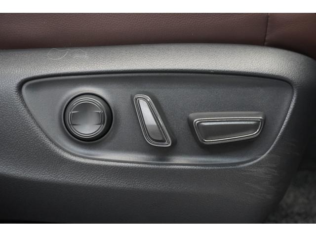 ランドクルーザー２５０ ＶＸファーストエディション　ワンオーナー　１ｓｔエディション限定カラー　ムーンルーフ　ルーフレール　トヨタチームメイト　デジタルインナーミラー　ダークチェスナットブラウンレザーシート　パノラミックビューモニター　パワーバックドア（29枚目）