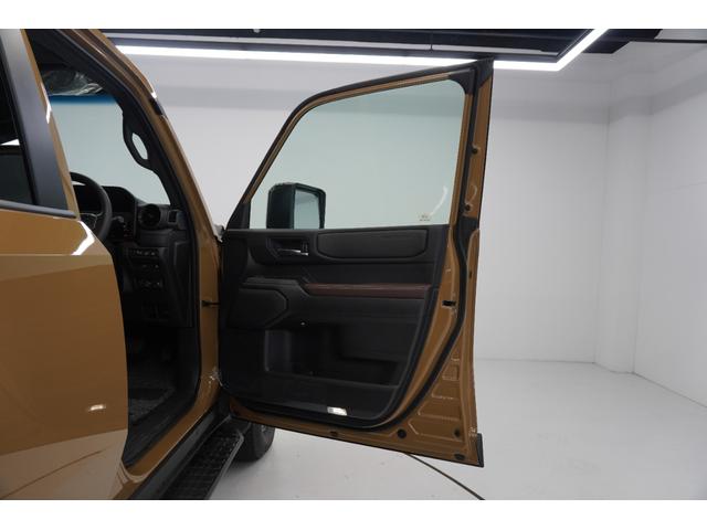 ランドクルーザー２５０ ＶＸファーストエディション　ワンオーナー　１ｓｔエディション限定カラー　ムーンルーフ　ルーフレール　トヨタチームメイト　デジタルインナーミラー　ダークチェスナットブラウンレザーシート　パノラミックビューモニター　パワーバックドア（51枚目）