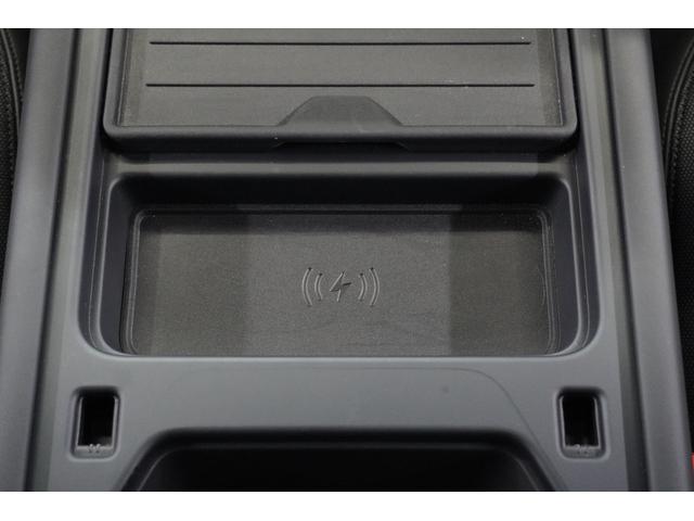 ディフェンダー １１０Ｘ－ダイナミックＨＳＥ　Ｄ３００　パノラマルーフ　ＭＥＲＩＤＩＡＮサウンドシステム　エアサスペンション　純正サイドステップ　３６０°カメラ　クールＢＯＸ　シートヒーター　ベンチレーション　レーダー探知機　ドラレコ　禁煙車（42枚目）